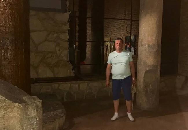 Antik Cisterna Entrance