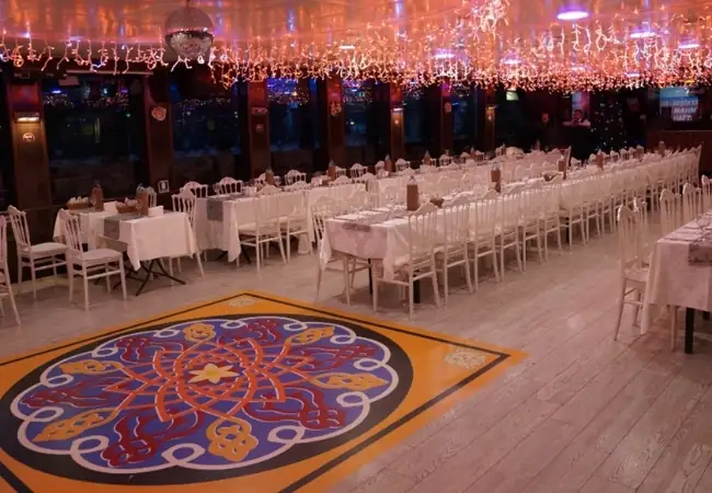 Istanbul New Year Party With Dinner Cruise On Bosphorus