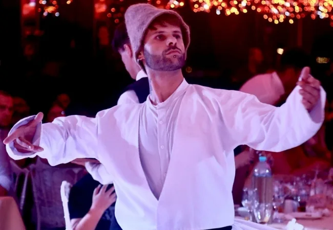 Istanbul New Year Party With Dinner Cruise On Bosphorus