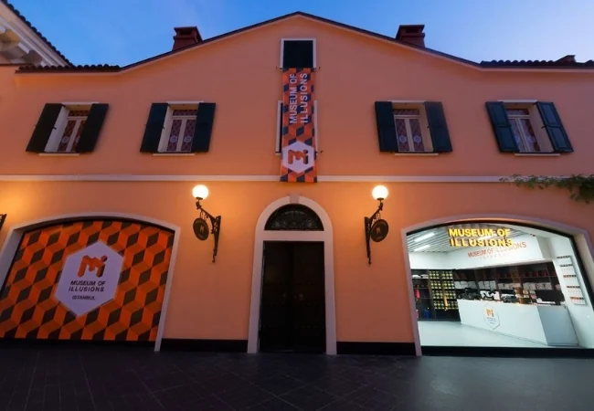 Museum Of Illusions Istanbul Istiklal Street