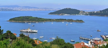 Princes Islands Boat Trip from Eminonu Port (Roundtrip)