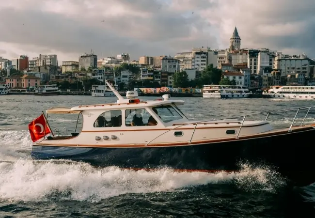 Private Bosphorus Yacht Tour 2 Hours 