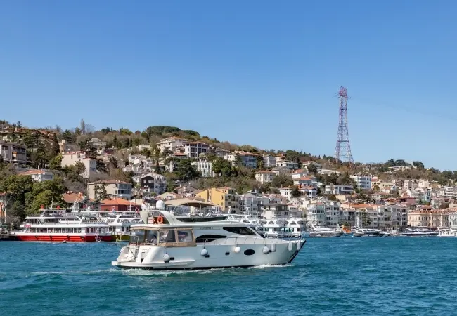 Private Bosphorus Yacht Tour 2 Hours 