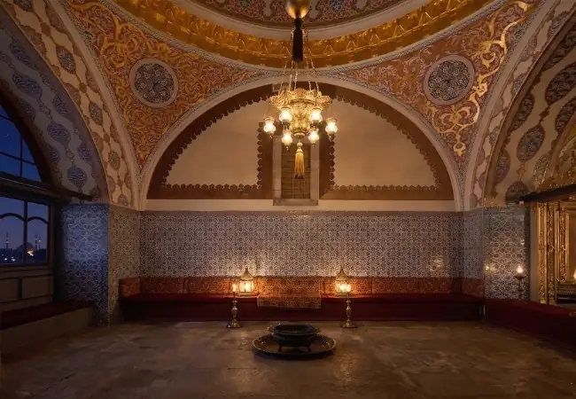 Topkapi Palace Guided Night Tour With Harem Entrance