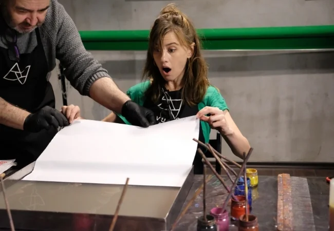 Traditional Ebru Water Marbling Workshop