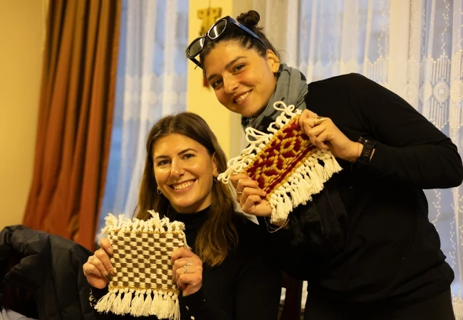Traditional Turkish Carpet Rug Weaving Workshop In Istanbul