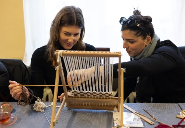 Traditional Turkish Carpet Rug Weaving Workshop In Istanbul